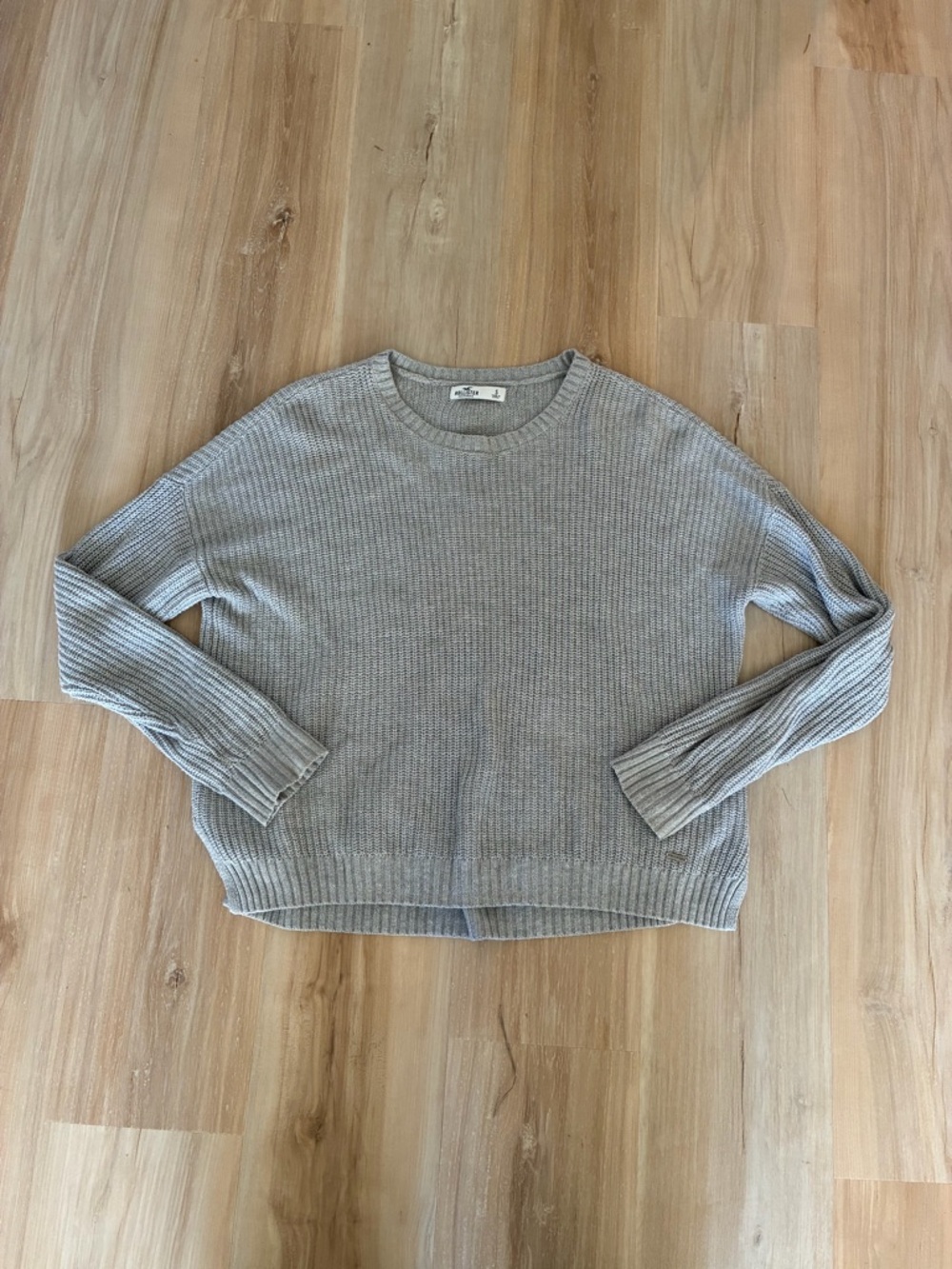 Hollister Light Gray Ribbed Crewneck Sweater